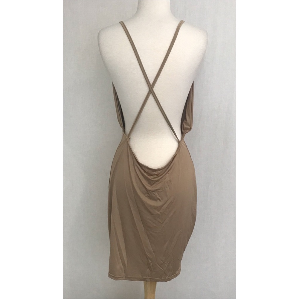✨SALE✨Deep V-neck Backless Dress - Picture 5 of 5